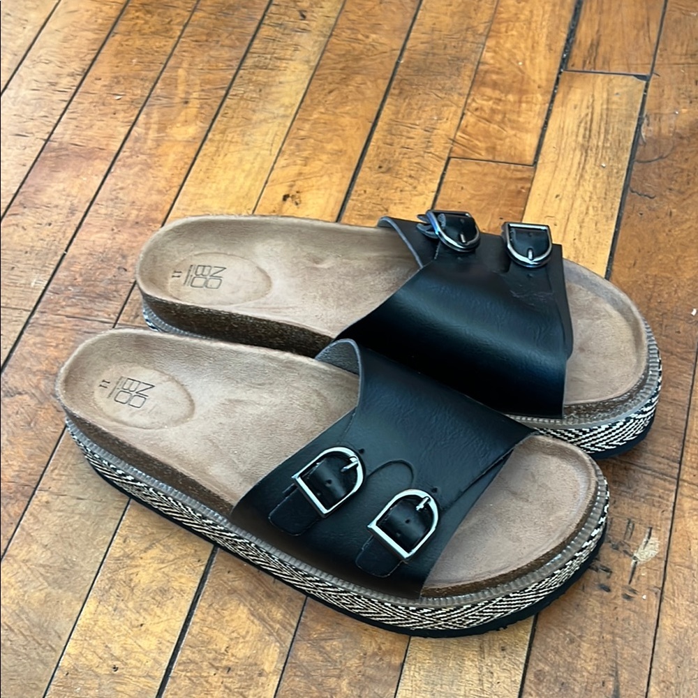 NOBO Black Double-Buckle Platform Sandals